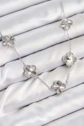 Pirinç VIP Yonca Model Gümüş Renk Kadın Kolye - TJ-BKO10483