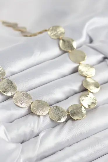 Pirinç Sıralı Para Model Gold Renk Kadın Kolye - TJ-BKO10488