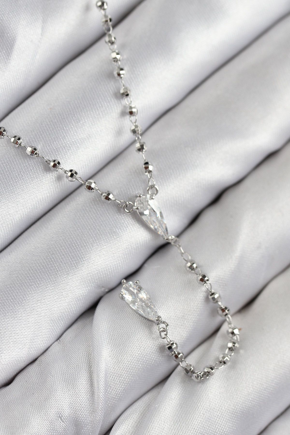 Pirinç Zirkon Taşlı Gümüş Renk Kadın Y Kolye - TJ-BKO10496