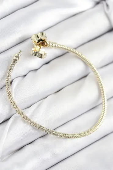 Pirinç Charm Zirkon Taşlı Yonca Model Gold Renk Kadın Bileklik - TJ-BB7806