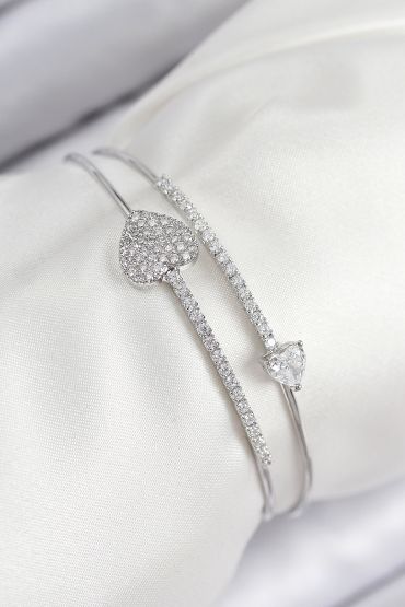 Pirinç Zirkon Taşlı Kalp Model Gümüş Renk Kadın Bileklik - TJ-BB7852