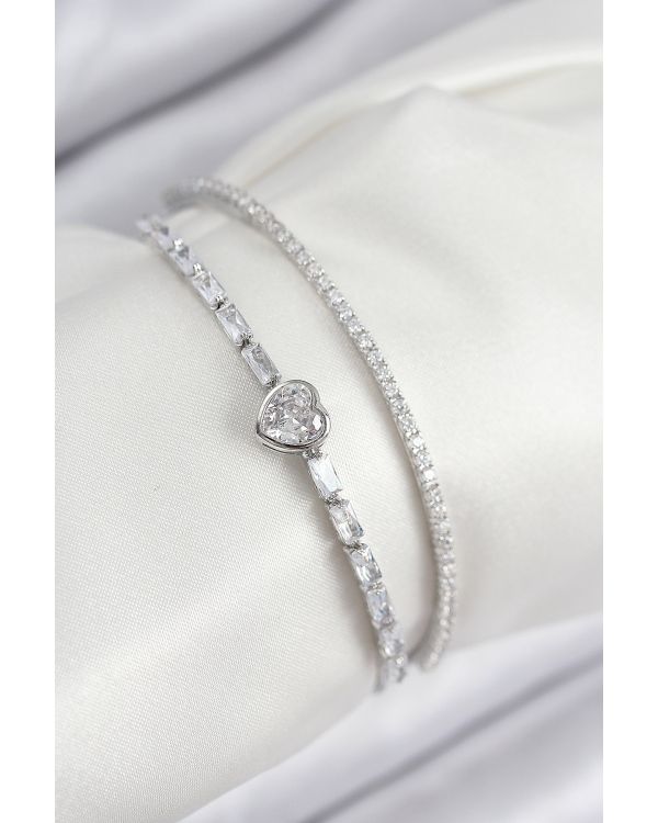 Pirinç Zirkon Taşlı Kalp Model Gümüş Renk Kadın Bileklik - TJ-BB7874