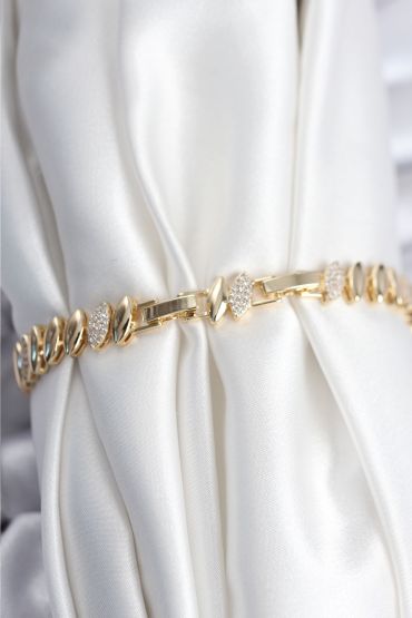 Pirinç VIP Seri Gold Renk Arpa Model Kadın Bileklik - TJ-BB7924