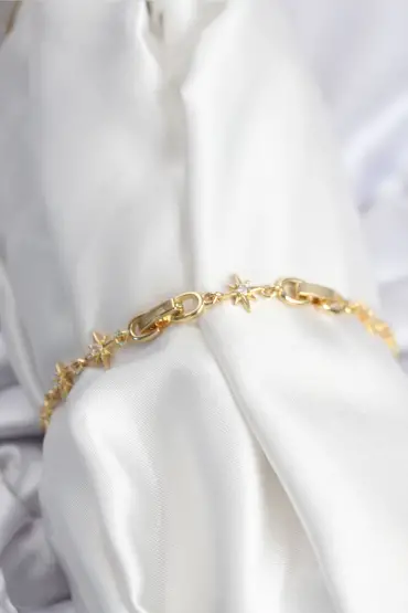Pirinç VIP Seri Gold Renk Sıralı Kutup Yıldızı Kadın Bileklik - TJ-BB7927