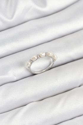 Pirinç Gümüş Renk Sıralı İncili Kadın Yüzük - TJ-BYK3845