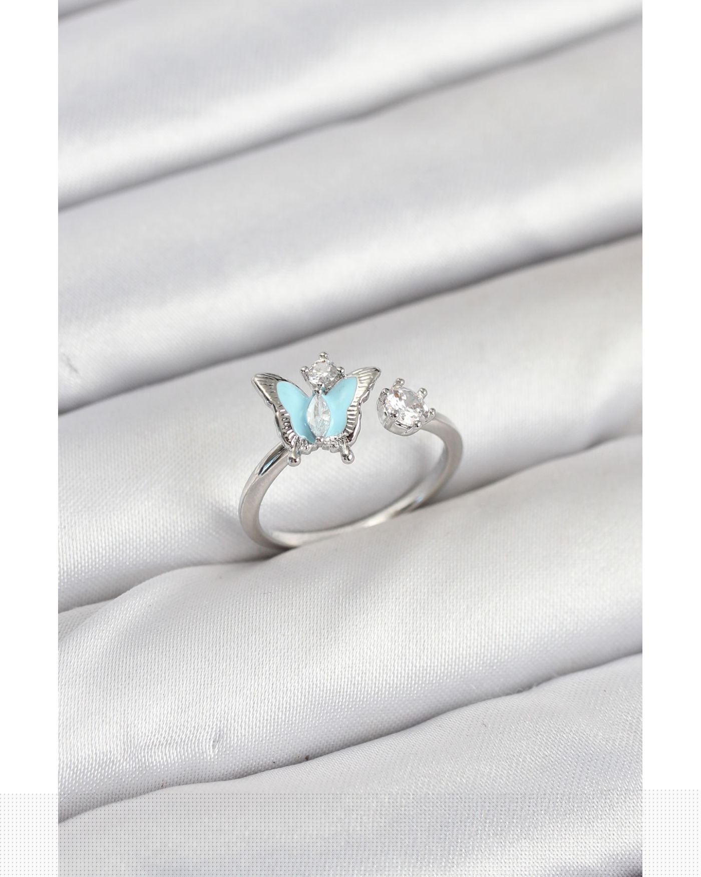 Pirinç Gümüş Renk Kelebek Model Kadın Yüzük - TJ-BYK3865