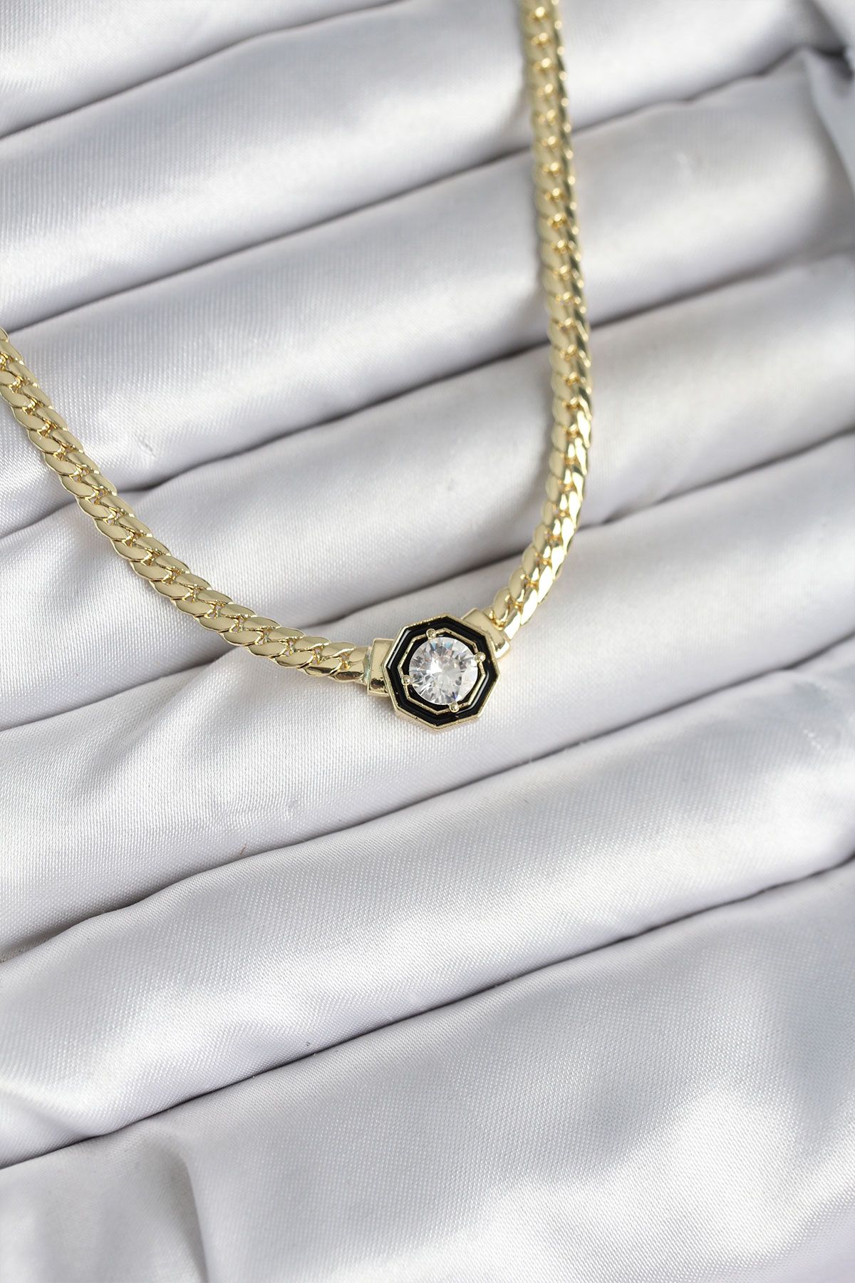 Pirinç Gold Renk Zirkon Taşlı Kadın Kolye - TJ-BKO10601