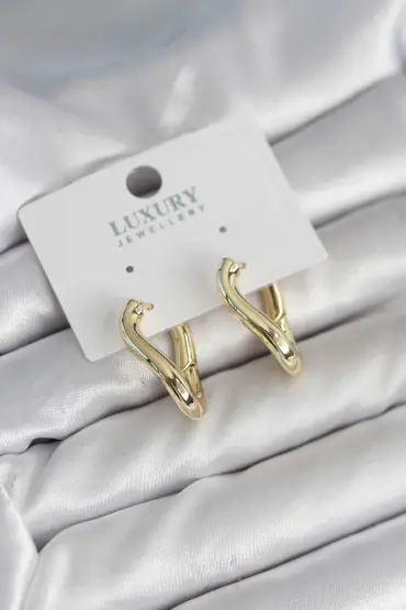 Gold Renk Eğik Halka Model Pirinç Kadın Küpe - TJ-BKP11312