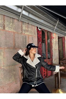 CHANEL DERİ SÜET KRAŞLI İÇİ PELUŞLU KAPLAMA KABAN