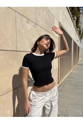 Yaka kol garnili ön parçalı bluz