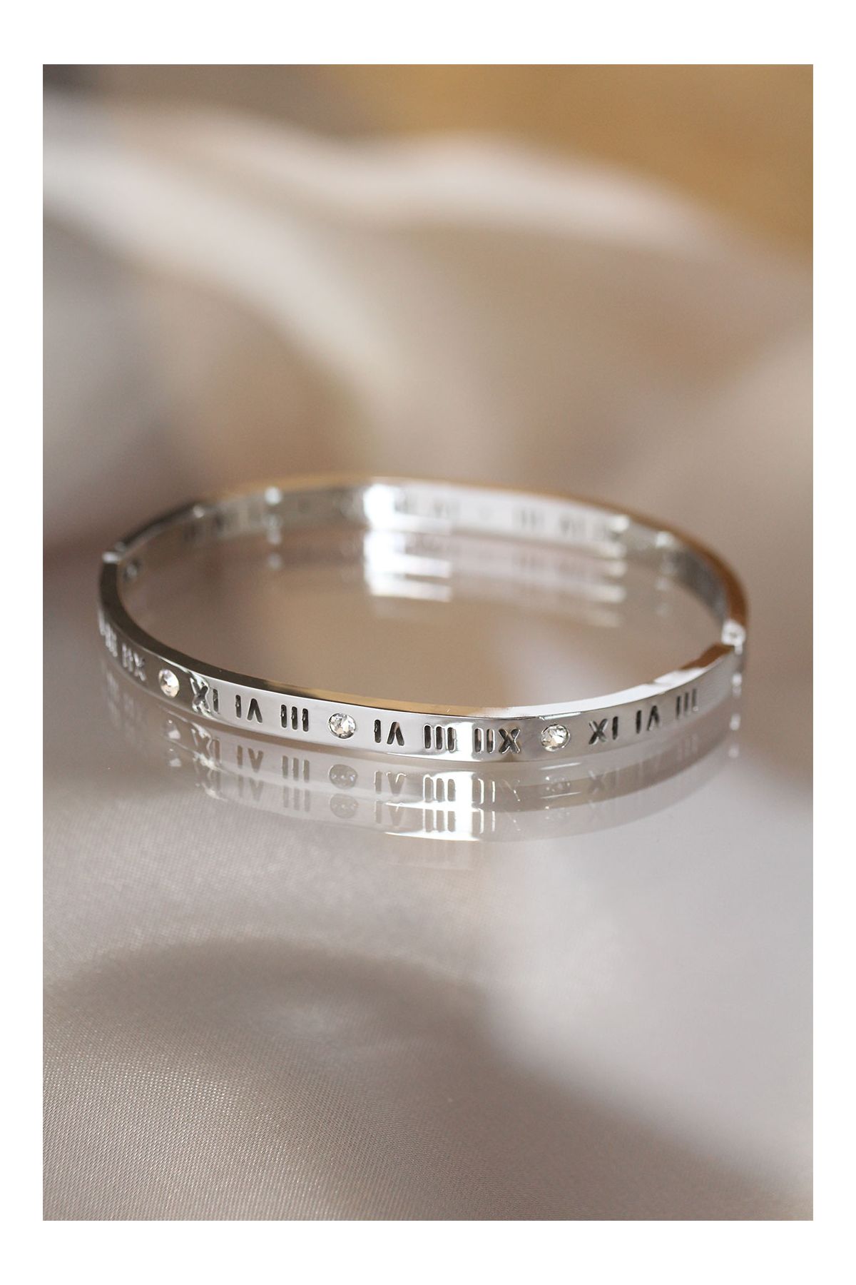316L Çelik Roma Rakamlı Silver Renk Bilezik Kelepçe - TJ-BB3566