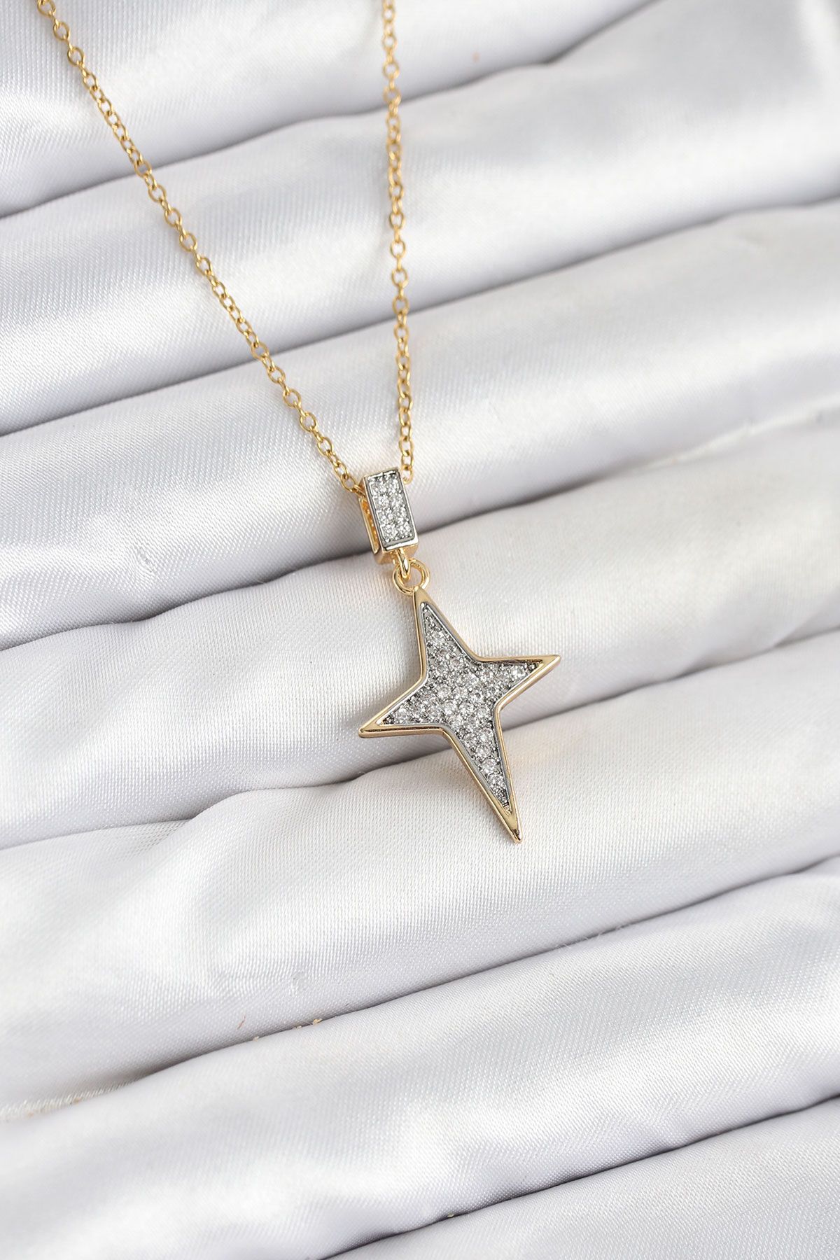 316L Çelik Zincir Gold Renk Kutup Yıldızı Model Zirkon Taşlı Kadın Kolye - TJ-BKO10610