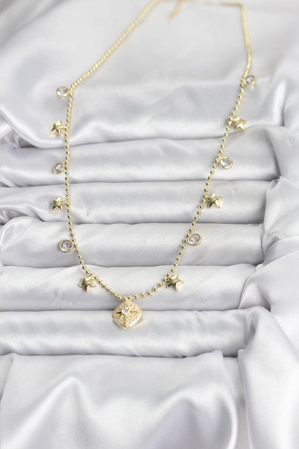 Pirinç Gold Renk Zirkon Taşlı Kutup Yıldızı Model Kadın Kolye - TJ-BKO10647