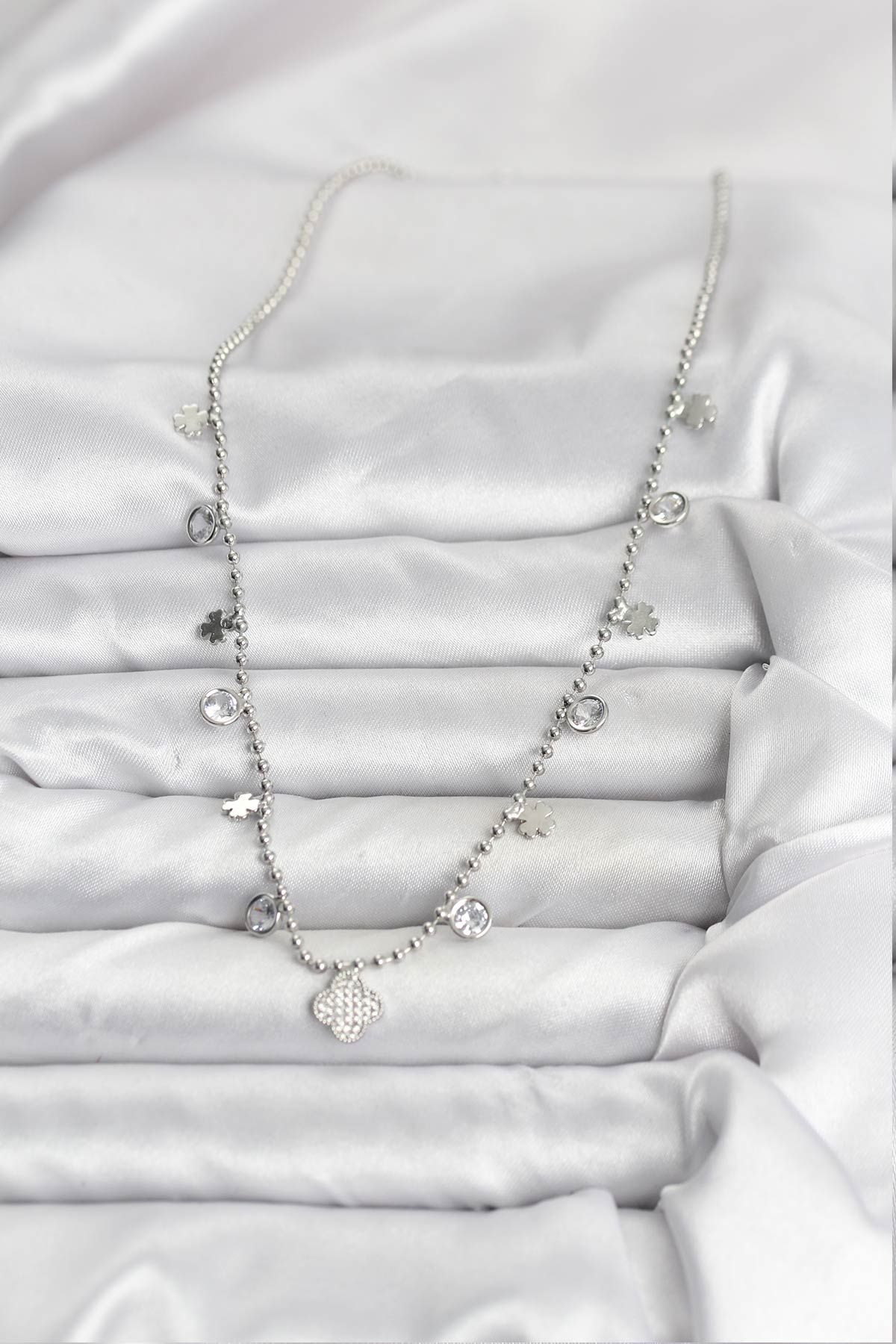 Pirinç Gümüş Renk Yonca Model Kadın Kolye - TJ-BKO10651