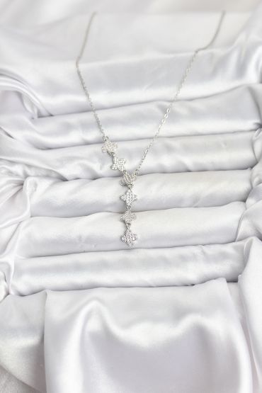 316L Çelik Zincir Gümüş Renk Yonca Model Kadın Kolye - TJ-BKO10675