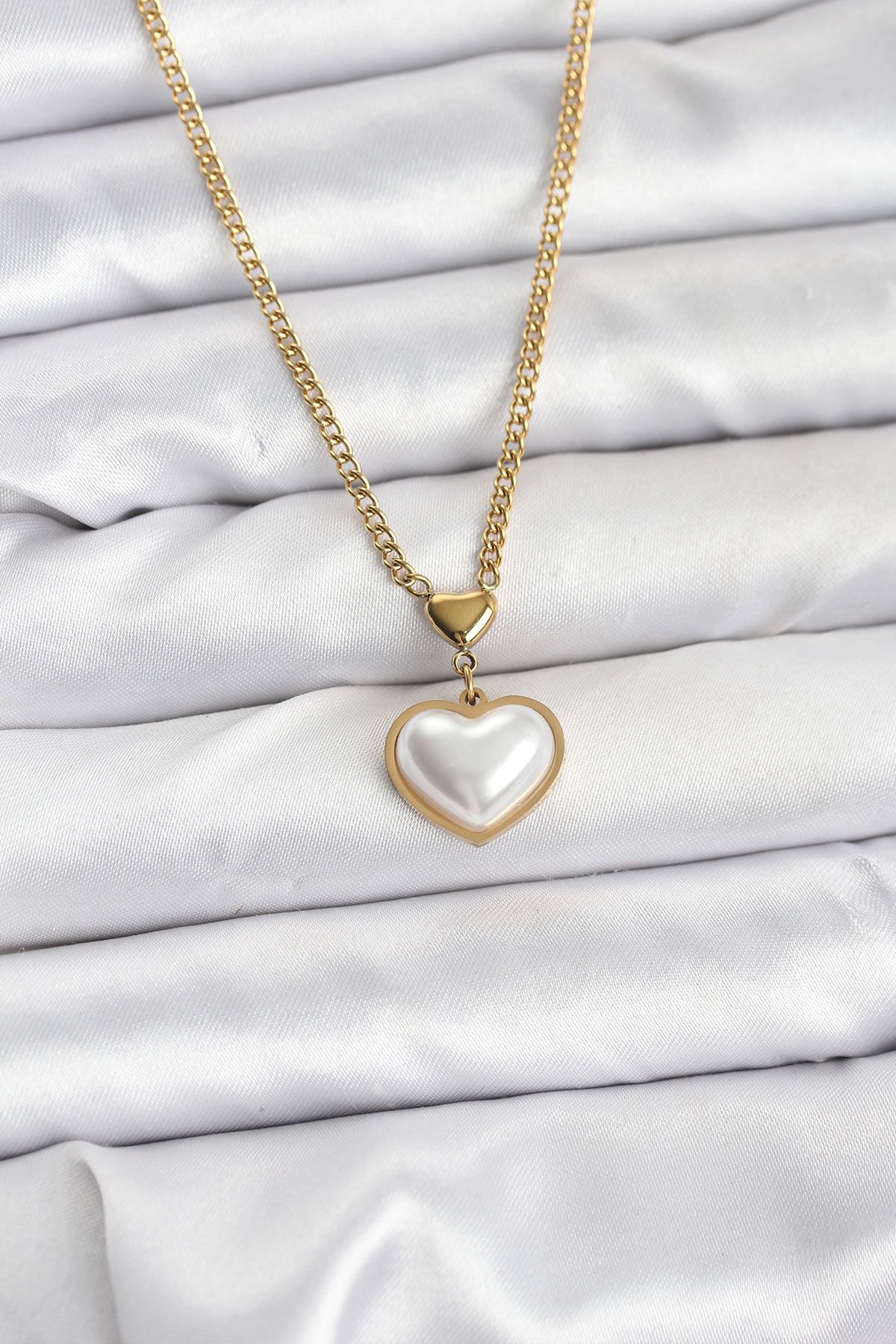 316L Çelik Zincir Gold Renk Bombeli Kalp Model Kadın Kolye - TJ-BKO10685