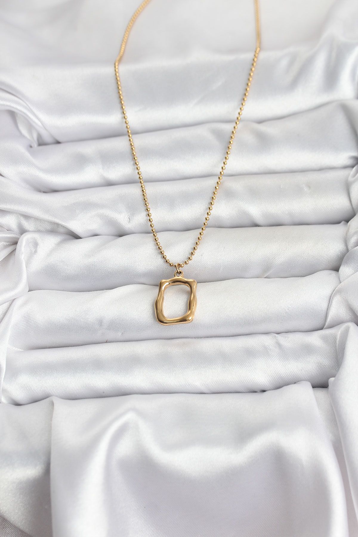 316L Çelik Zincir Gold Renk Model Kadın Kolye - TJ-BKO10688