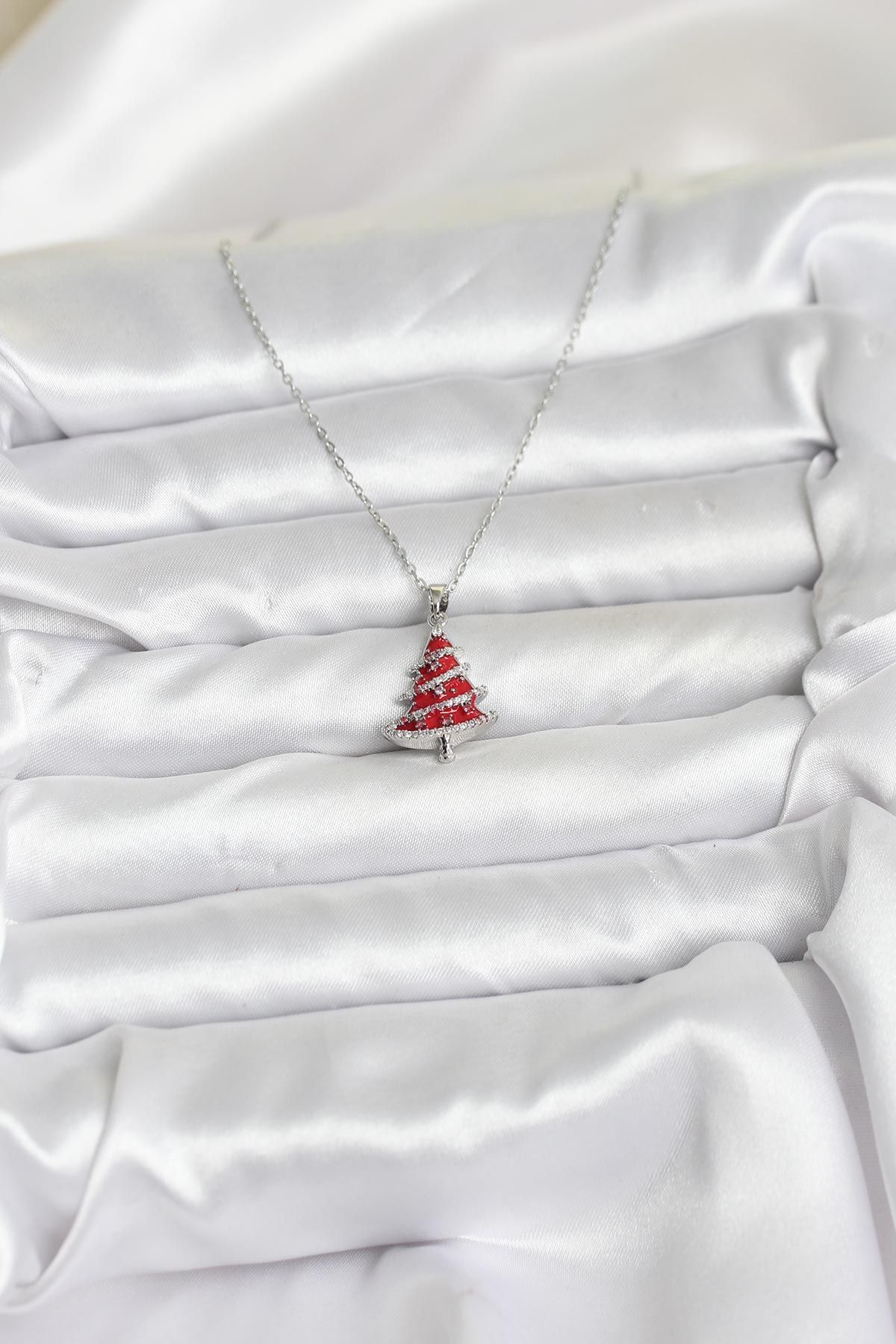 316L Çelik Zincir Gümüş Renk Kırmızı Çam Ağacı Model Yılbaşı Temalı Kadın Kolye - TJ-BKO10715