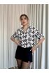 Siyah beyaz baskılı crop gömlek