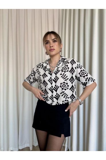 Siyah beyaz baskılı crop gömlek