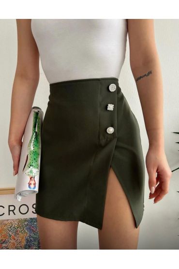 Üç taşlı mini etek