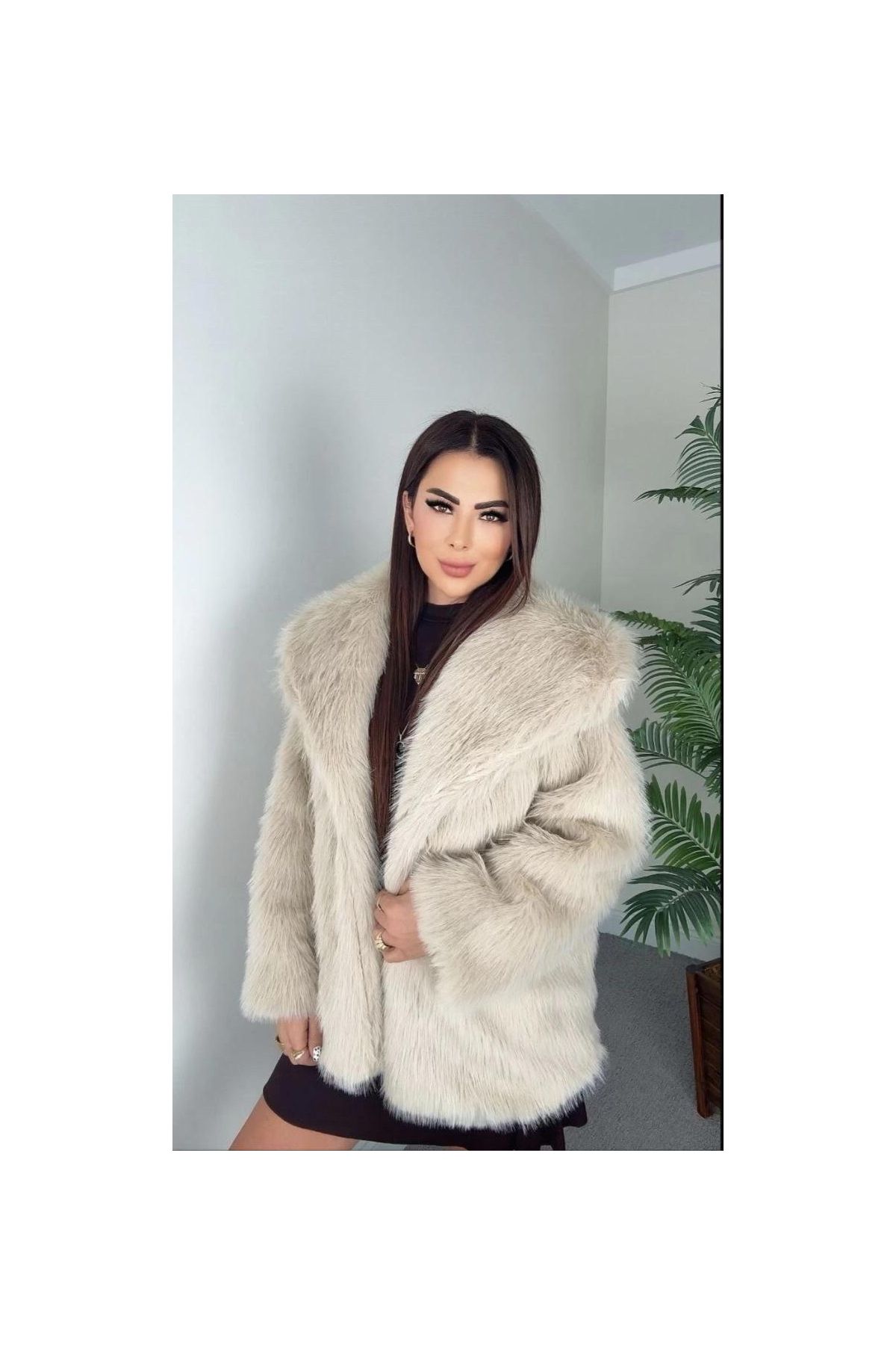 Önü çıtçıtlı loli kürk bej t4149