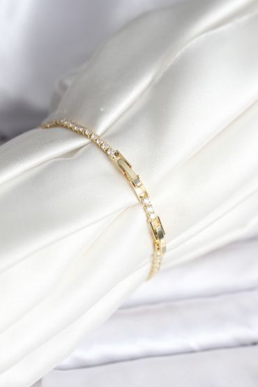Yıldız Model Zirkon Taşlı Gold Renk Pirinç Su Yolu Kadın Bileklik - TJ-BB8096