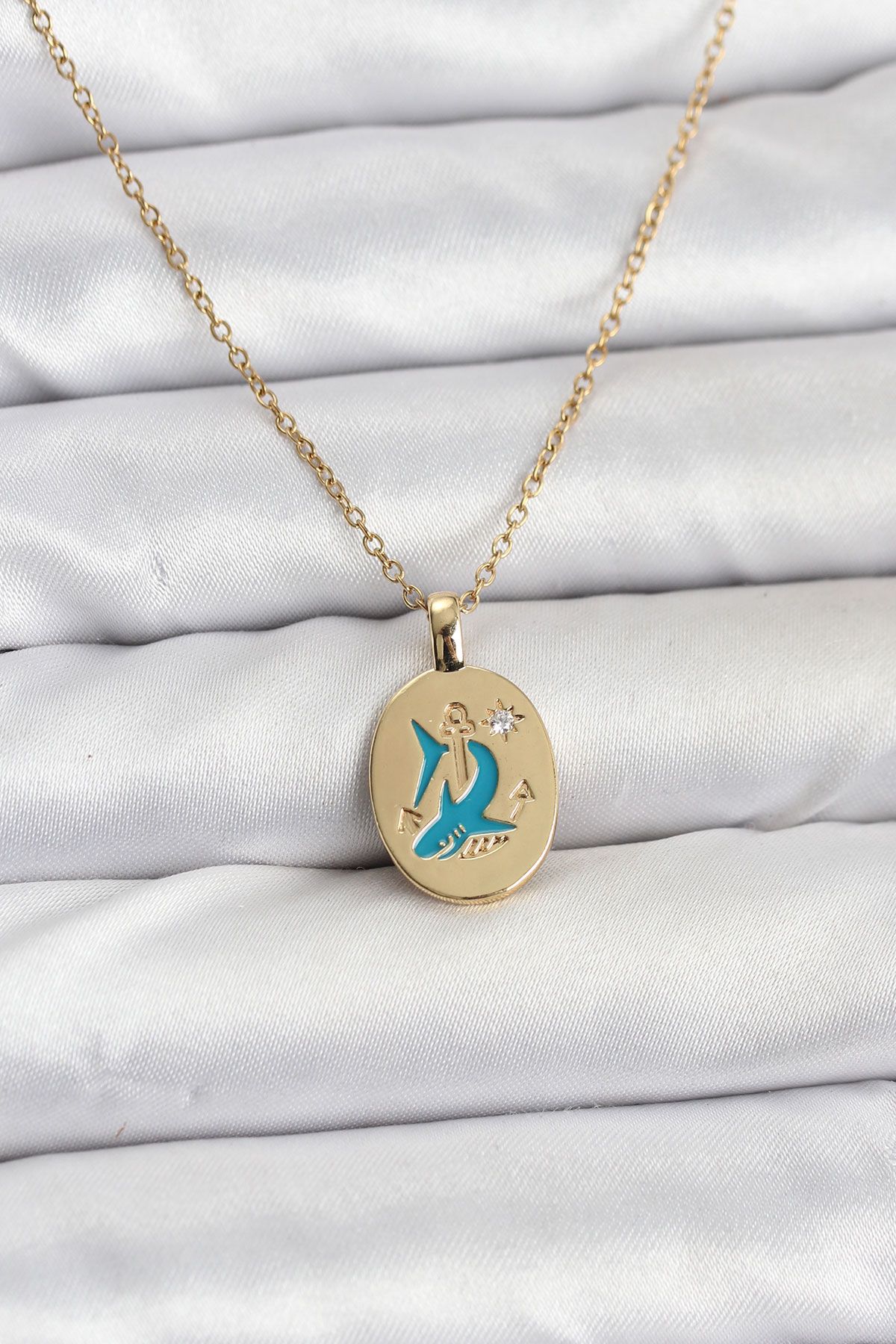 316L Çelik Zincir Gold Renk Shark Figür Kadın Kolye - TJ-BKO10753