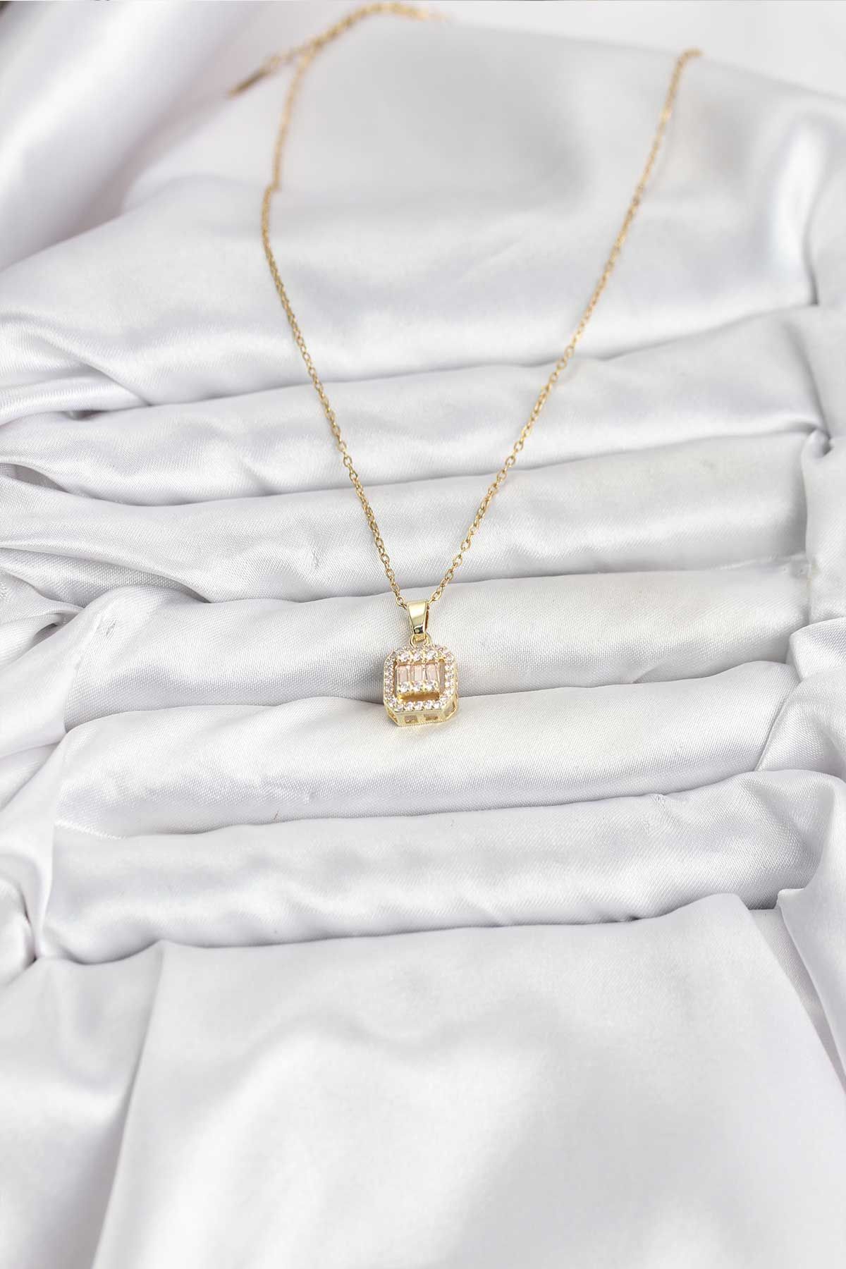 316L Çelik Zincir Gold Renk Baget Model Kadın Kolye - TJ-BKO10763