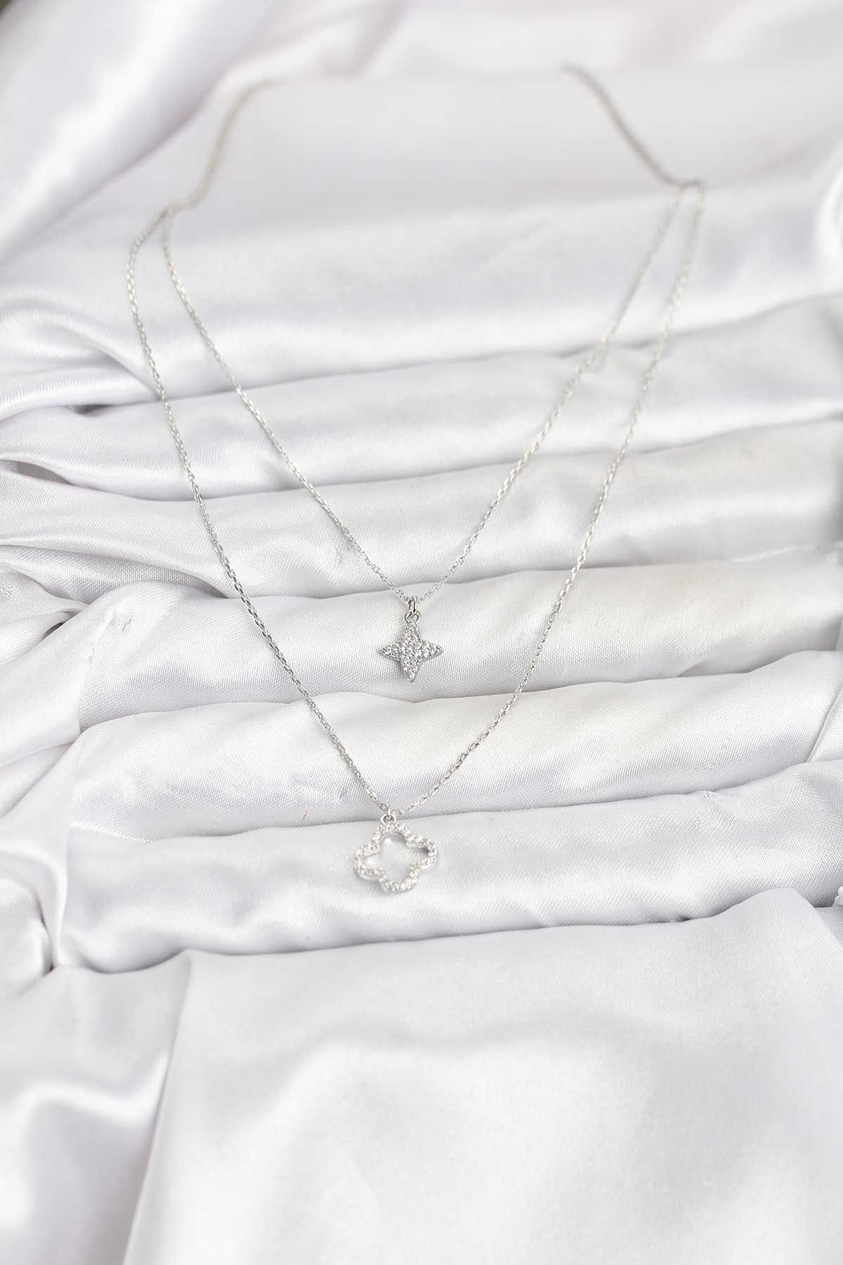 Pirinç Gümüş Renk Yonca Model 2'li Kadın Kolye - TJ-BKO10802