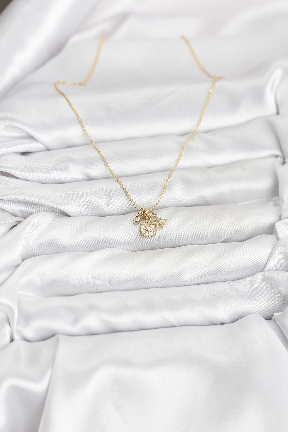 Pirinç Gold Renk Minimal Charmlı Kadın Kolye - TJ-BKO10803