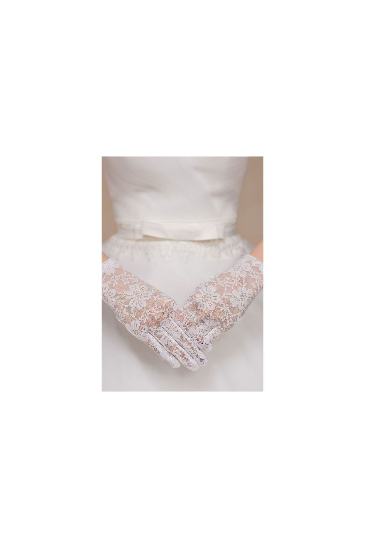 Beyaz Renk Kısa Dantelli Eldiven