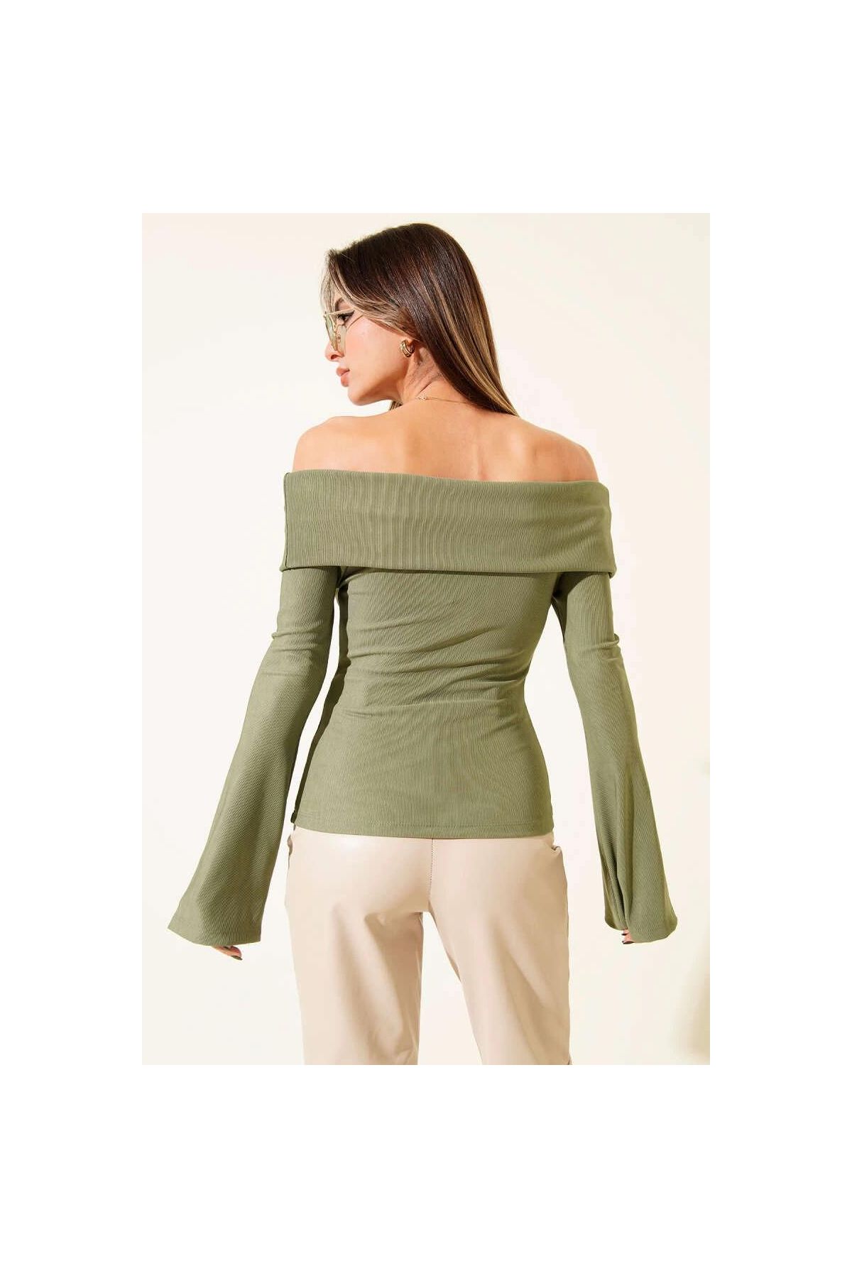 Omzu Açık Fermuarlı Bluz haki T4330