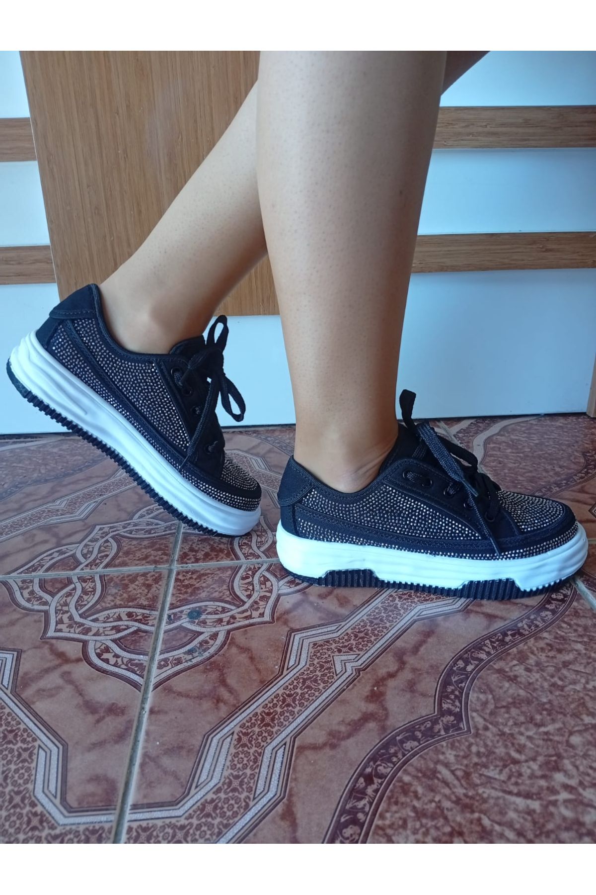 Kadın Yüksek Taban Rahat Şık Günlük Spor Ayakkabı Siyah Renk