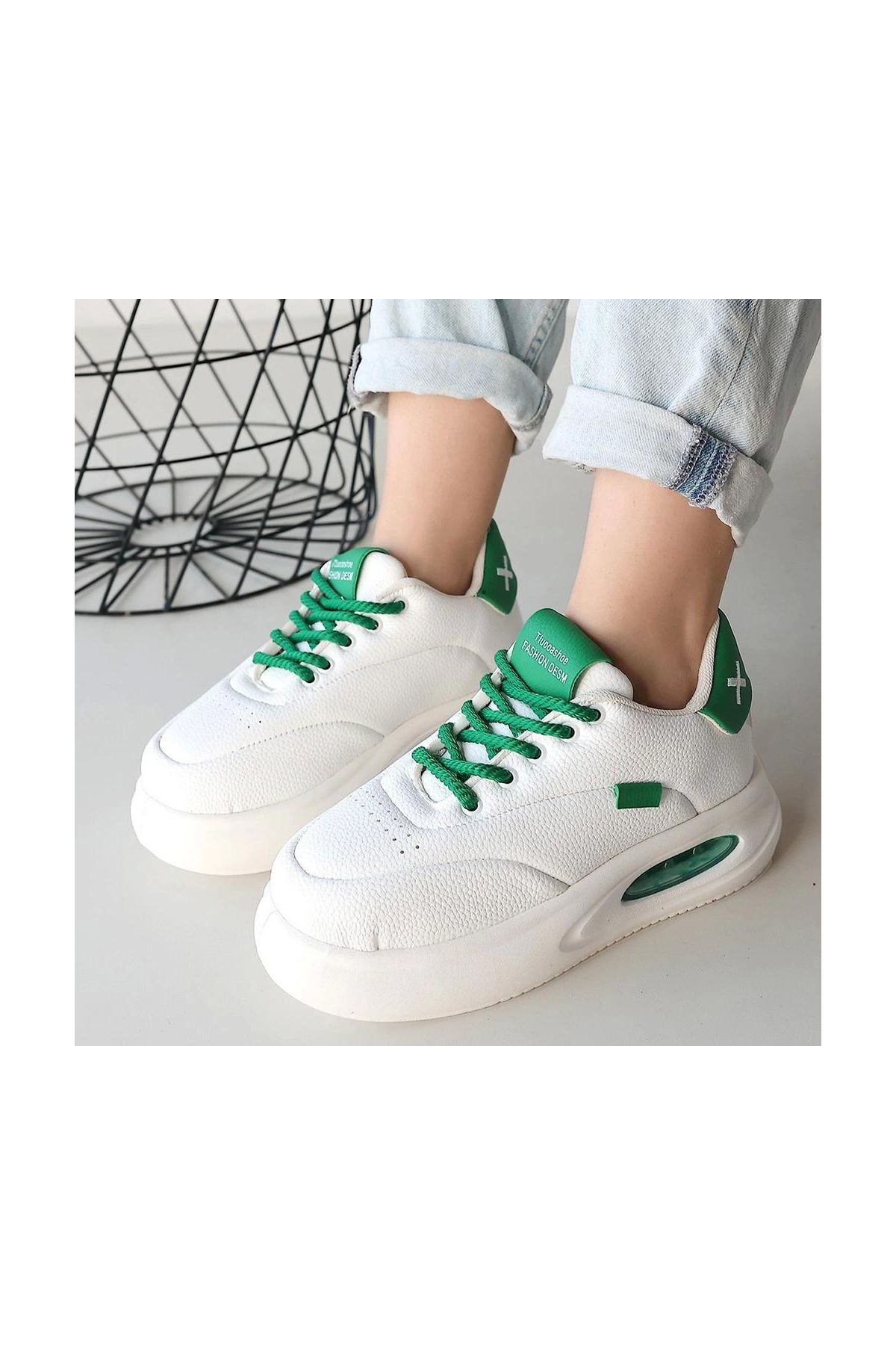 Chris Beyaz Cilt Yeşil Detaylı Bağcıklı Spor Ayakkabı