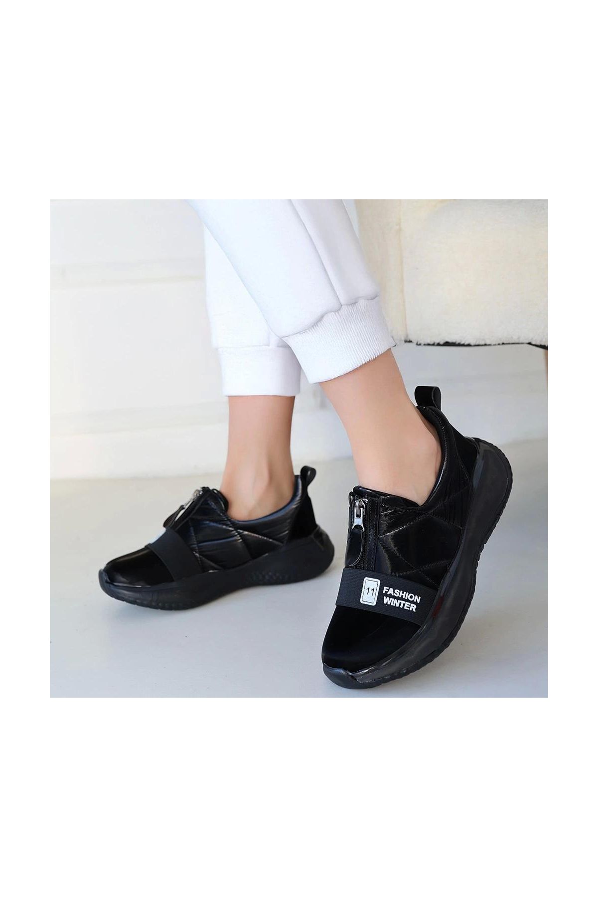 Nikeo Siyah Paraşüt Siyah Tabanlı Spor Ayakkabı