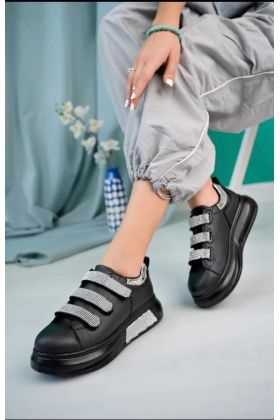 Elika Siyah Cilt Cırt Cırtlı Spor Ayakkabı