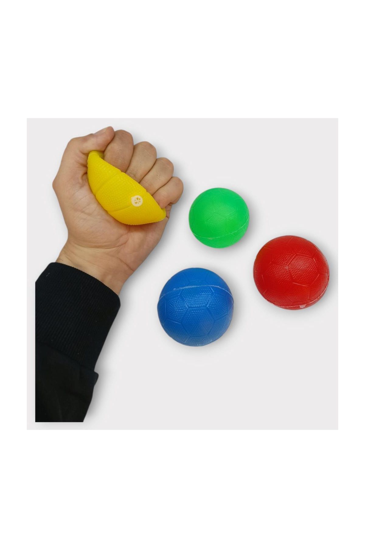 Köpek Oyuncağı - Plastik Düdüklü Top - 4 lü Set