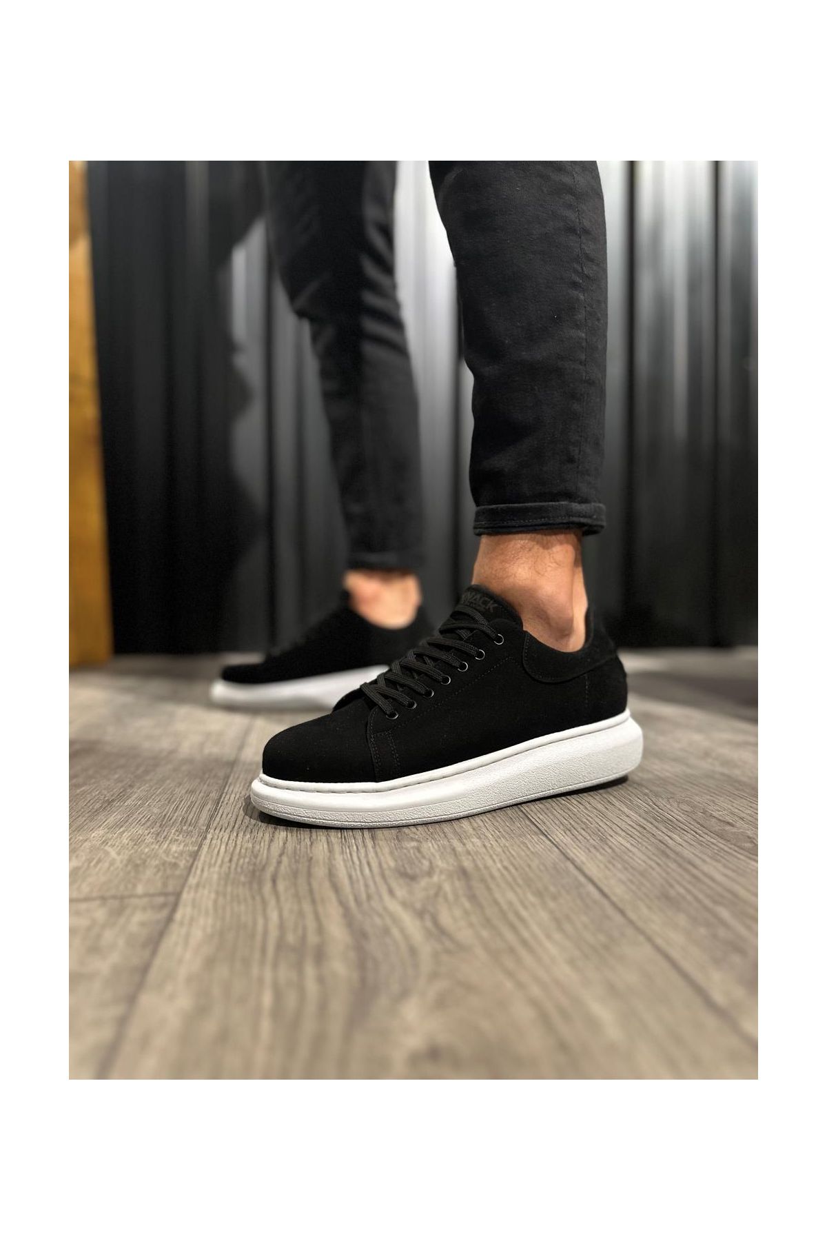 Yüksek Taban Günlük Ayakkabı  Siyah Süet (Beyaz Taban)