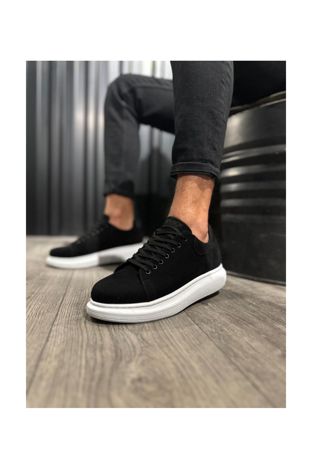 Yüksek Taban Günlük Ayakkabı  Siyah Süet (Beyaz Taban)