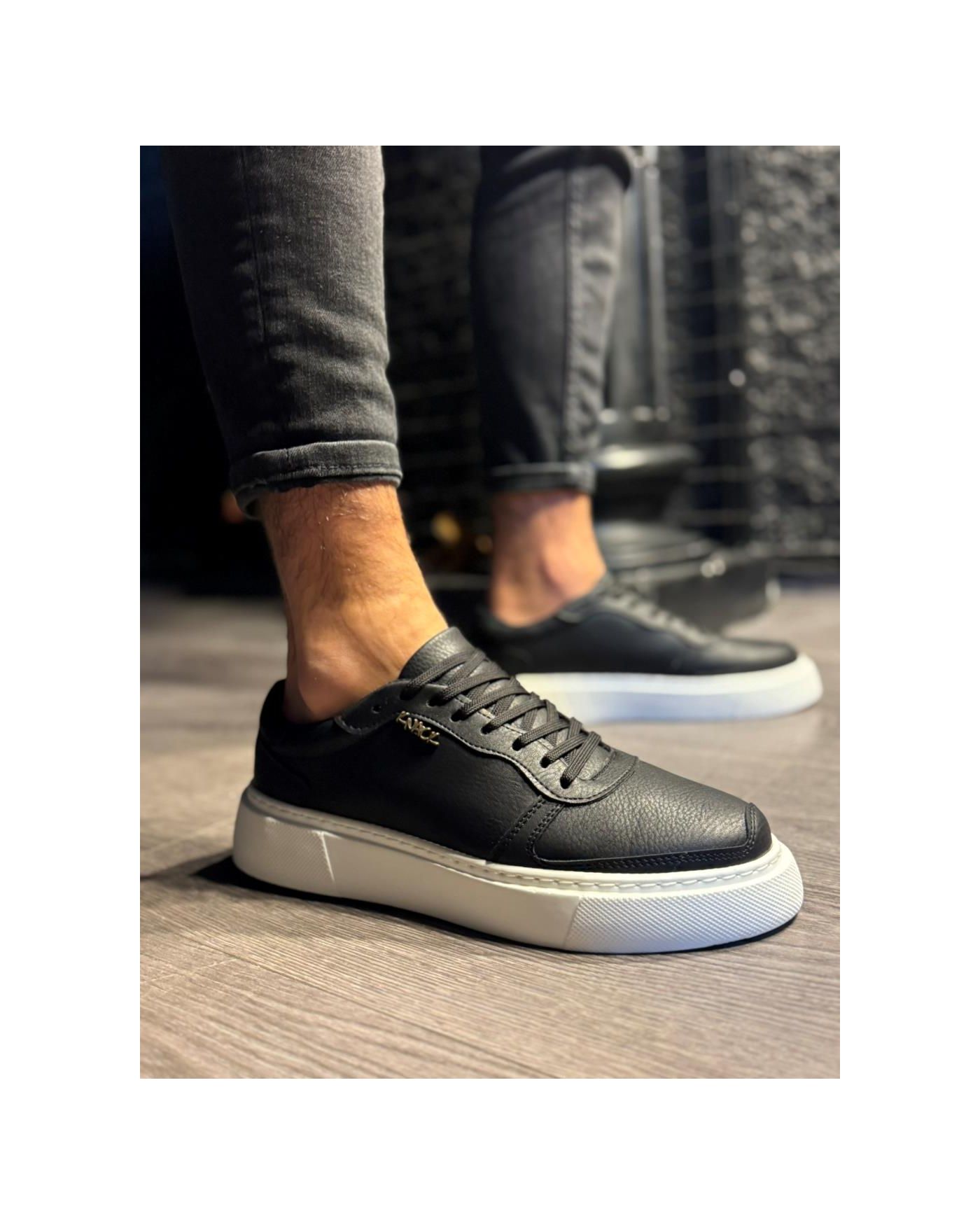 Günlük Ayakkabı  Siyah (Beyaz Taban)