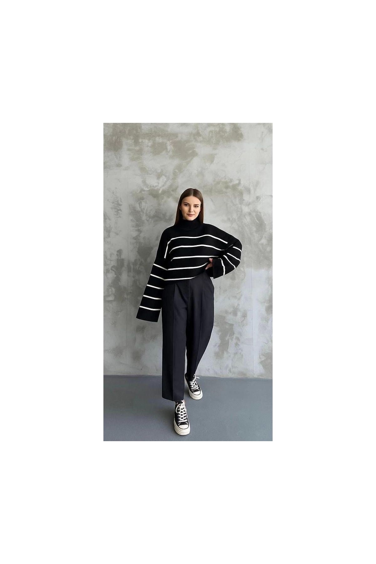 Çizgili ispanyol kol triko boğazlı kazak siyah elf