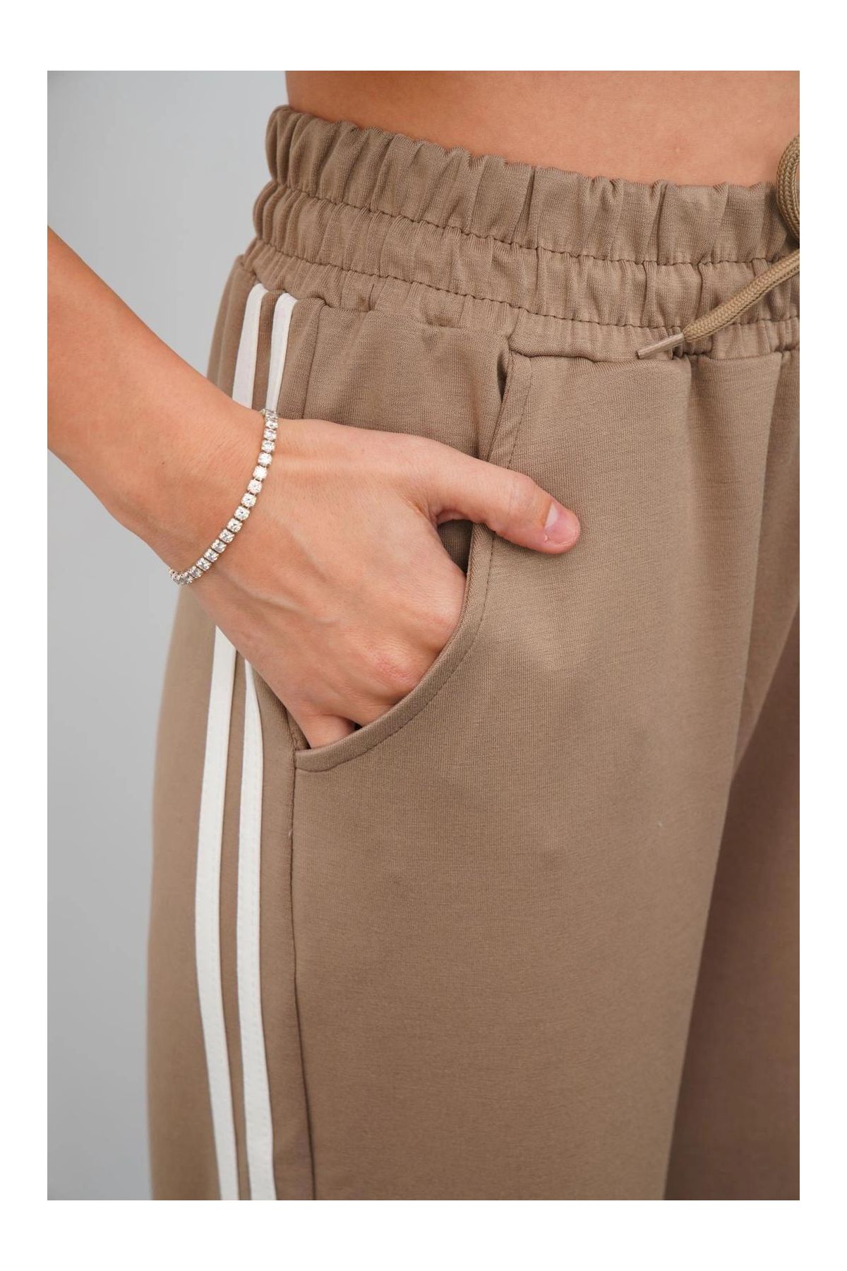 Yandan çift şeritli pantolon vizon