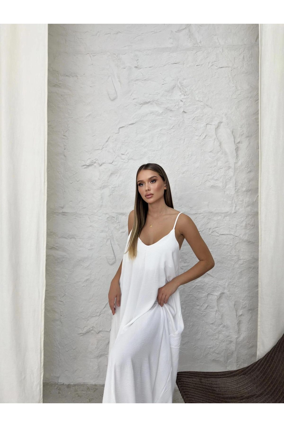 Aerobin uzun elbise beyaz pt