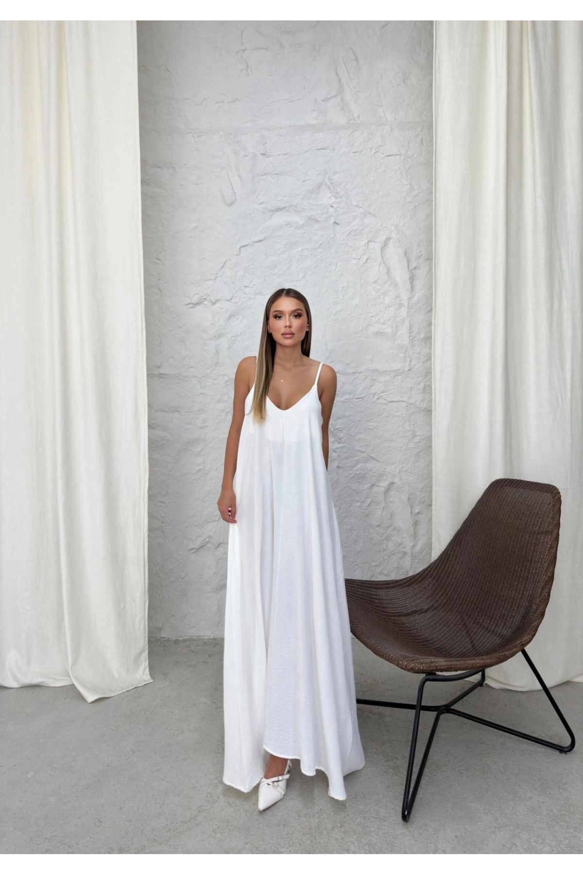 Aerobin uzun elbise beyaz pt