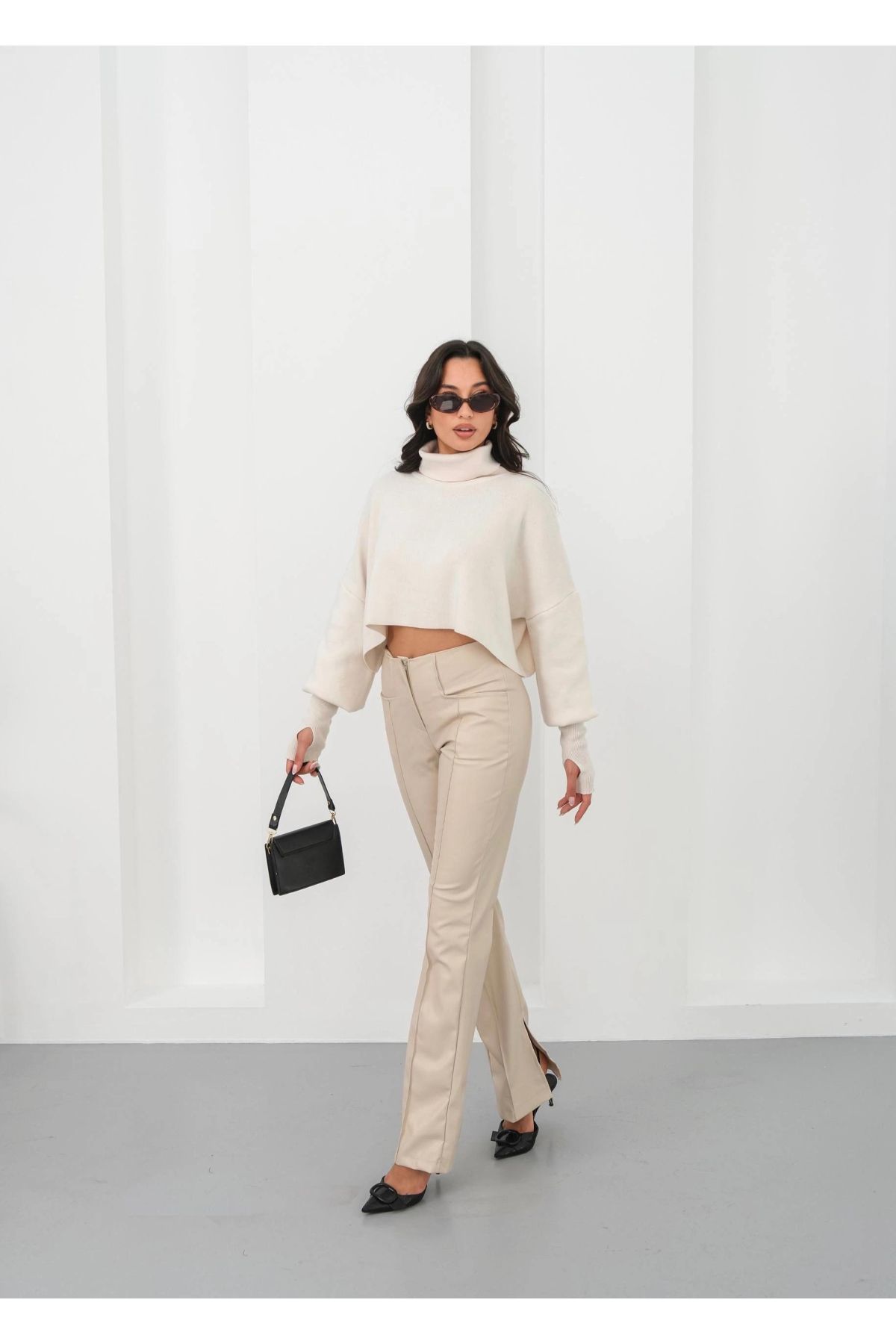 İspanyol yırtmaçlı paça deri pantolon bej hn