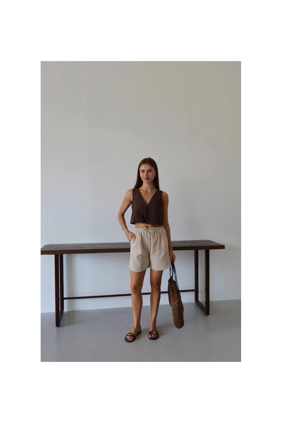 Müslin kumaş şort bağcıklı bej pt