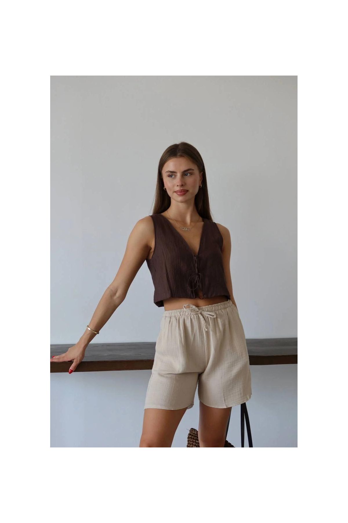 Müslin kumaş şort bağcıklı bej pt