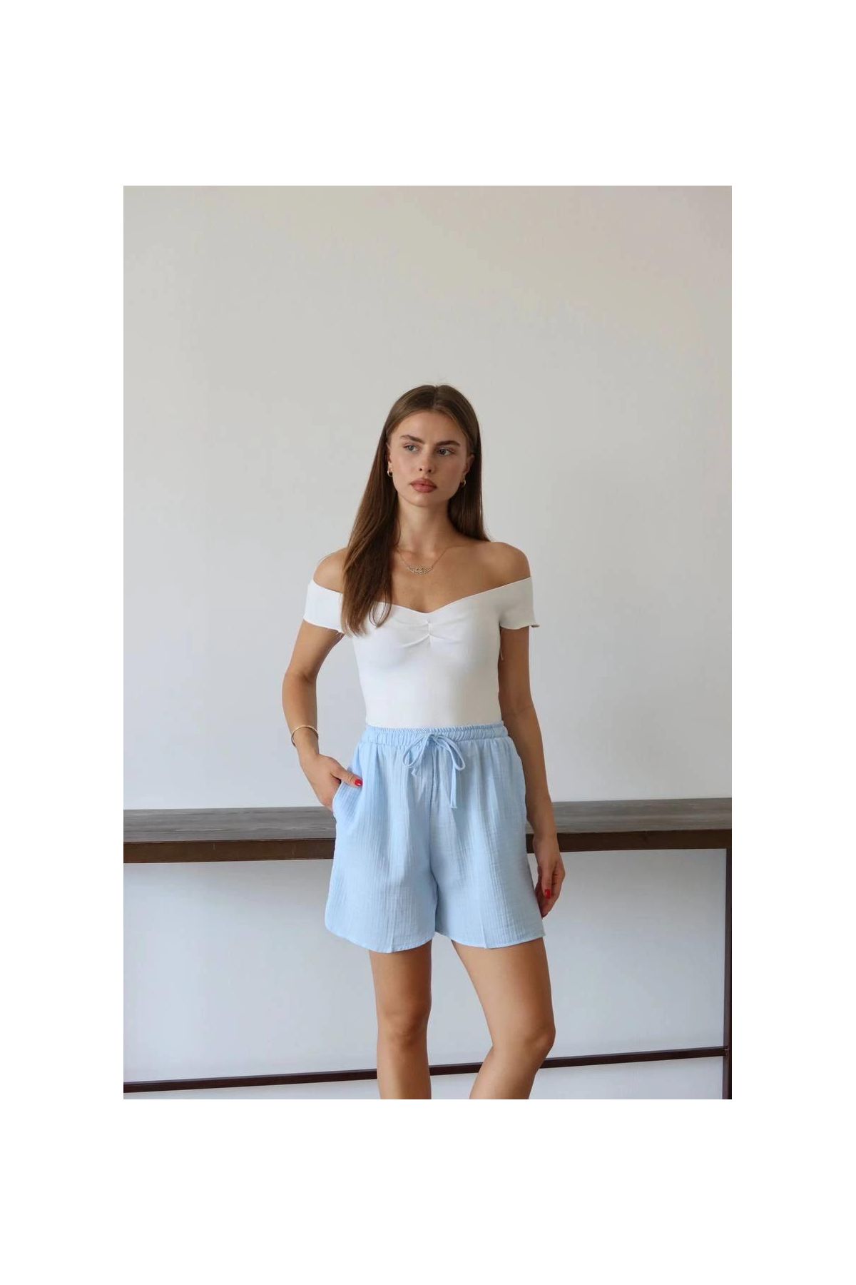 Müslin kumaş şort bağcıklı mavi pt