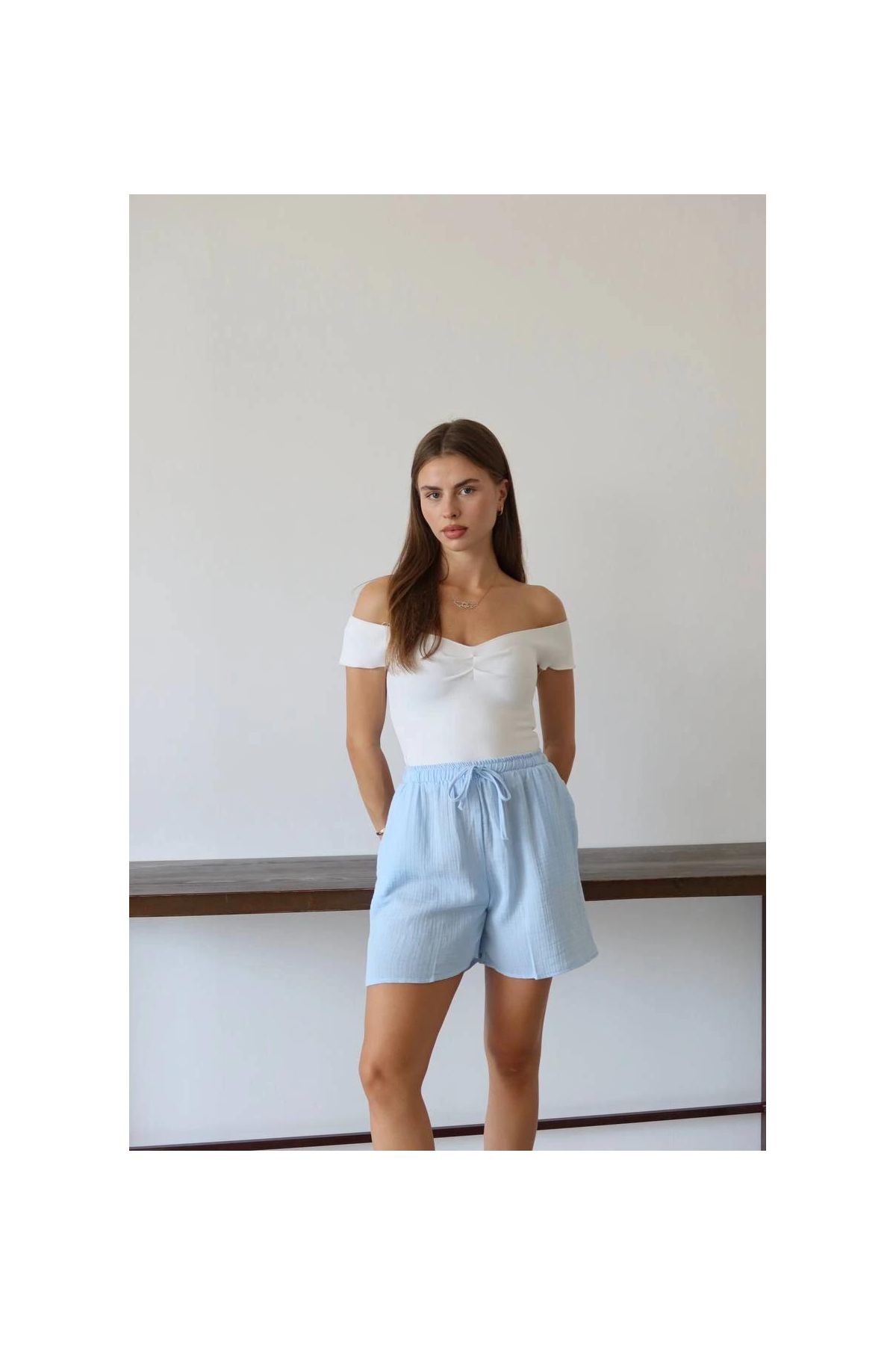 Müslin kumaş şort bağcıklı mavi pt